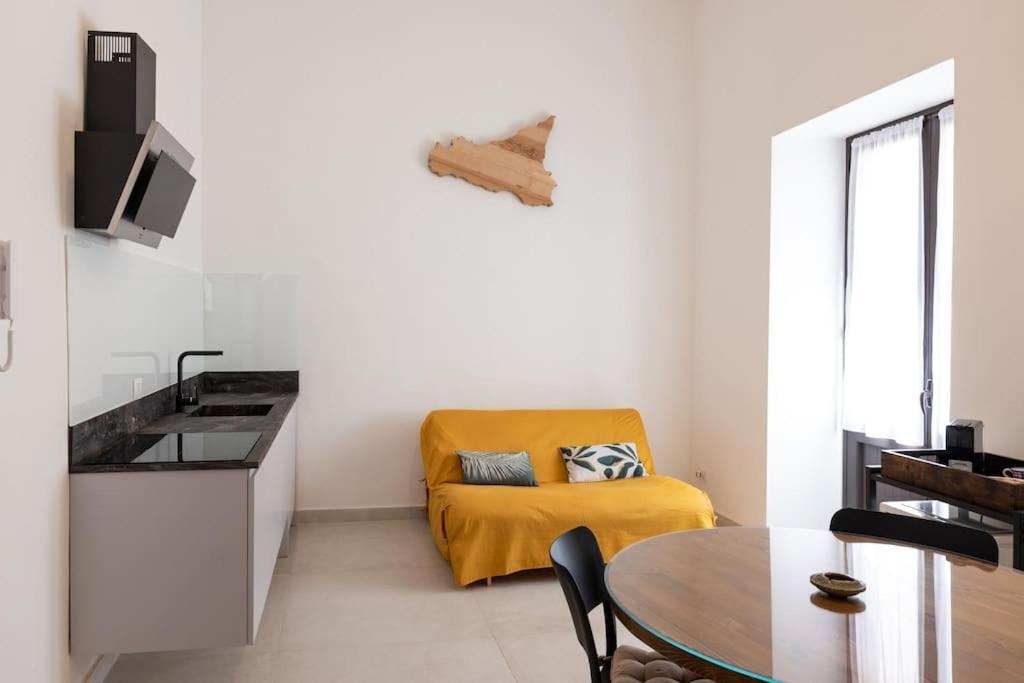 Collegiata Apartment - Catania Downtown Esterno foto