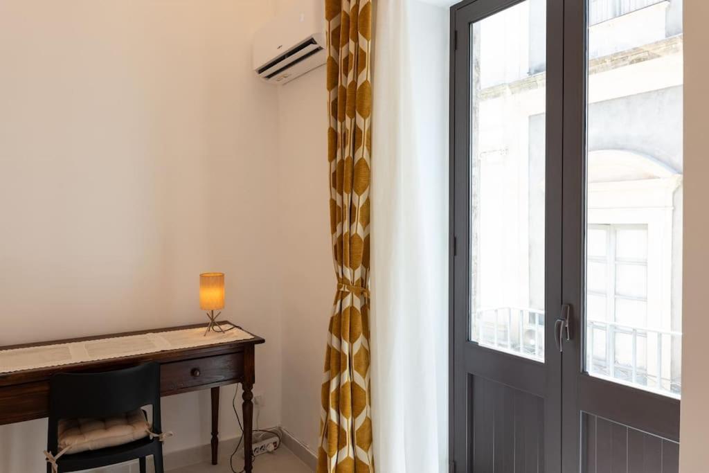 Collegiata Apartment - Catania Downtown Esterno foto