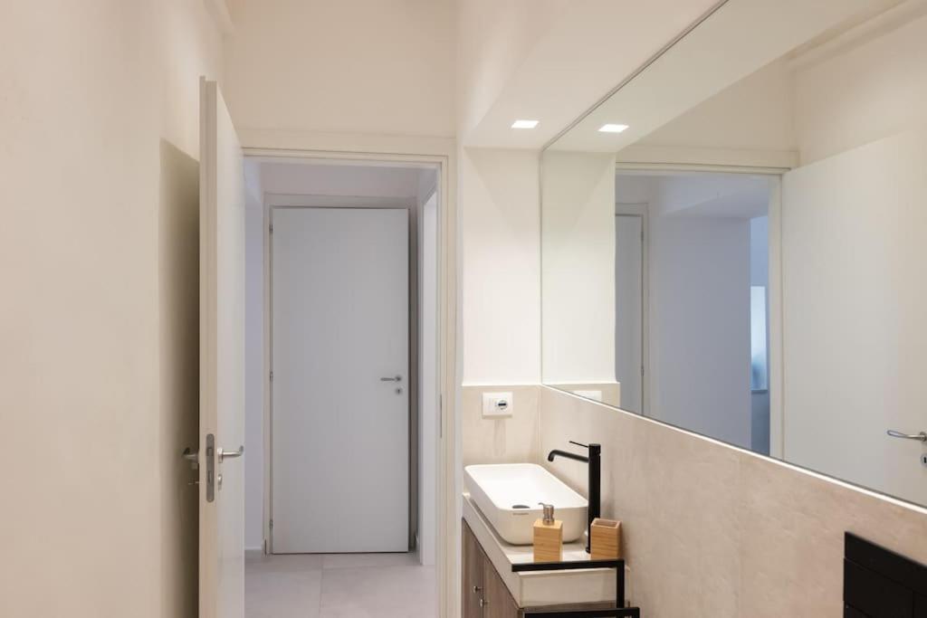 Collegiata Apartment - Catania Downtown Esterno foto